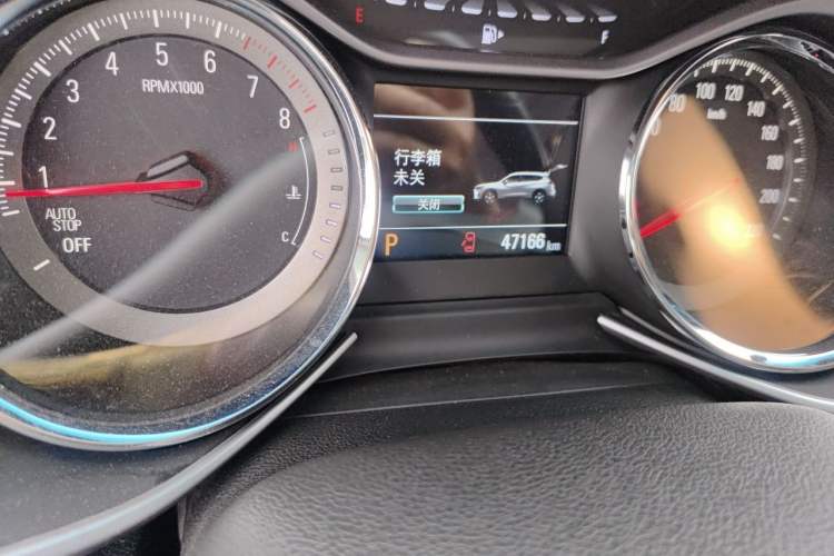 Used Chevrolet Orlando 2019 Redline 530T Automatic Enjoyment Version (5+2 Seating) China VI Odometer Close Up