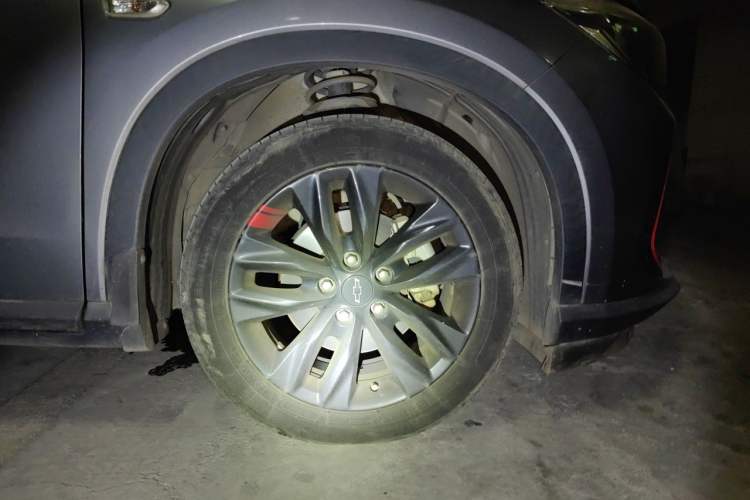 Used Chevrolet Orlando 2019 Redline 530T Automatic Enjoyment Version (5+2 Seating) China VI Right Front Wheel Hub