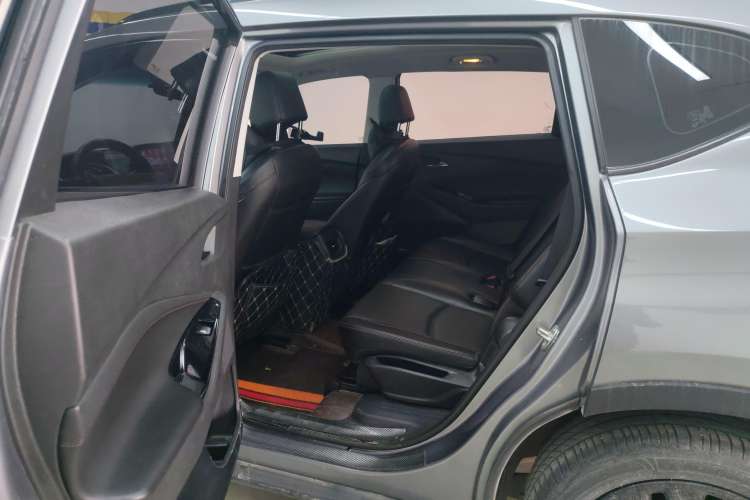 Used Chevrolet Orlando 2019 Redline 530T Automatic Enjoyment Version (5+2 Seating) China VI Right Rear Seat