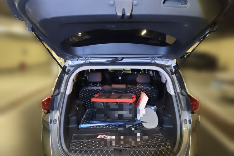 Used Chevrolet Orlando 2019 Redline 530T Automatic Enjoyment Version (5+2 Seating) China VI Trunk