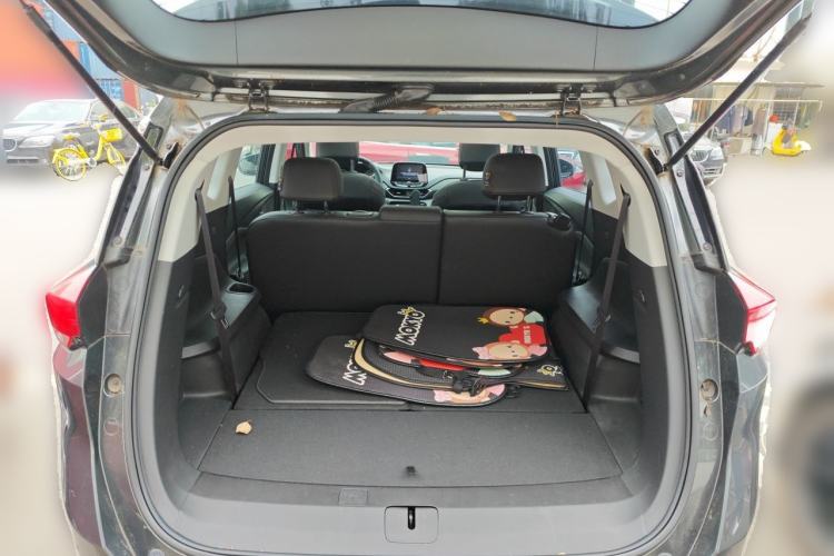 Used Chevrolet Orlando 2019 Redline 530T Automatic Enjoyment Version (5+2 Seating) China VI Trunk