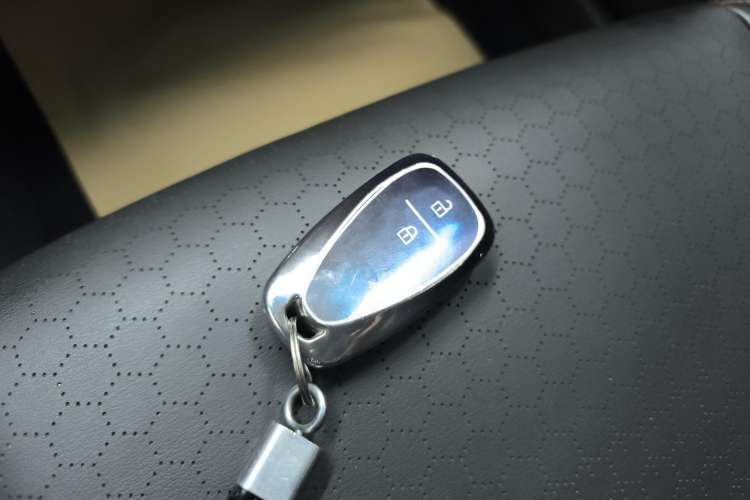 Used Chevrolet Orlando 2019 Redline 530T Automatic Enjoyment Version (5+2 Seating) China VI Vehicle Key