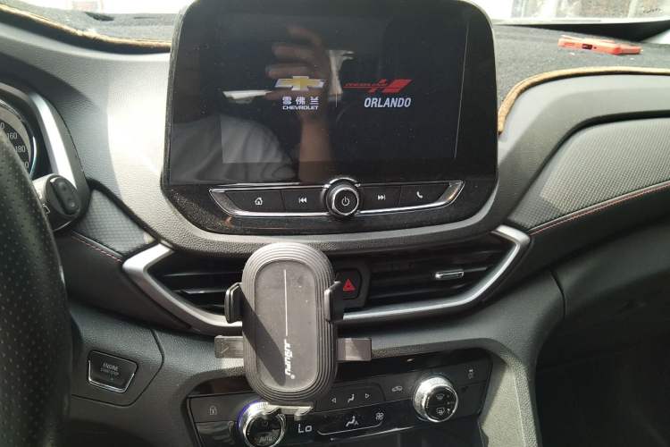 Used Chevrolet Orlando 2019 Redline 530T Automatic Luxury Edition (5-seat model) – China VI Standard Audio And AC Panel