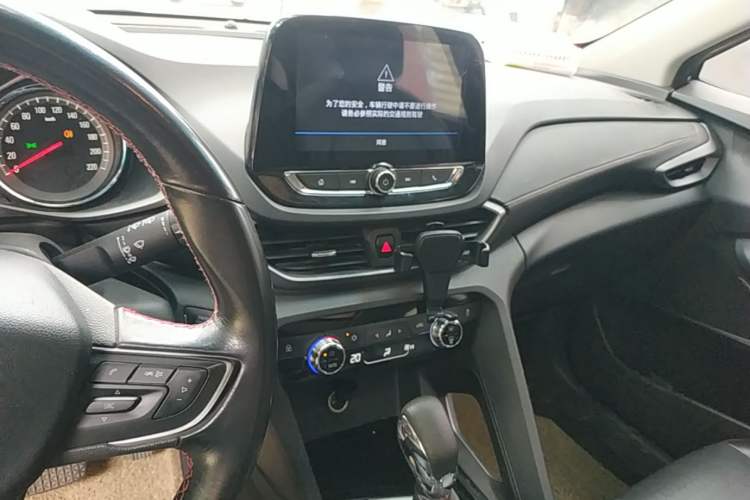 Used Chevrolet Orlando 2019 Redline 530T Automatic Luxury Edition (5-seat model) – China VI Standard Audio And AC Panel