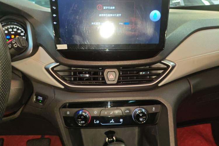 Used Chevrolet Orlando 2019 530T Automatic Luxury Edition (5+2 Seater) – China VI Standard Audio And AC Panel