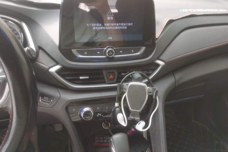 Used Chevrolet Orlando 2019 Redline 530T Automatic Enjoyment Version (5+2 Seating) China VI Audio And AC Panel