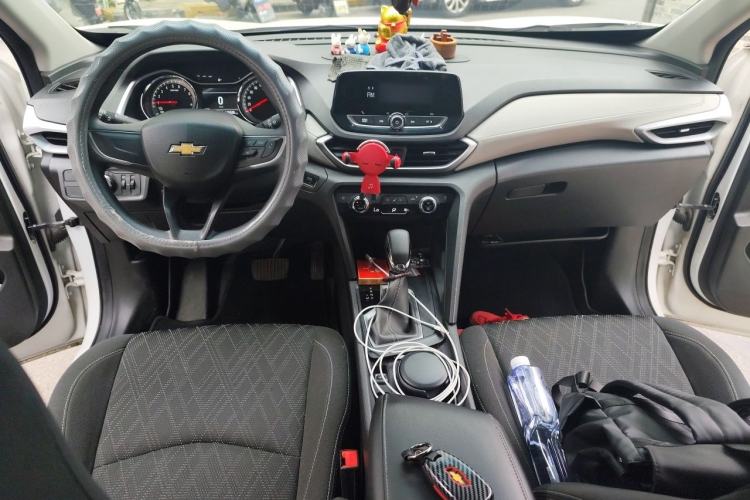 Used Chevrolet Orlando 2019 530T Automatic Luxury Edition (5+2 Seater) – China VI Standard Center Console