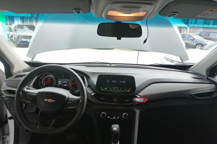 Used Chevrolet Orlando 2019 530T Automatic Luxury Edition (5+2 Seater) – China VI Standard Center Console