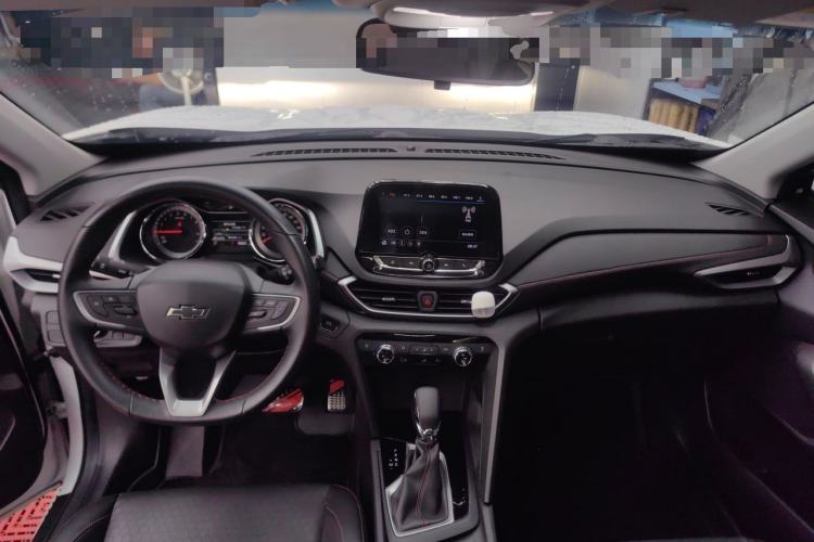Used Chevrolet Orlando 2019 Redline 530T Automatic Enjoyment Version (5+2 Seating) China VI Center Console