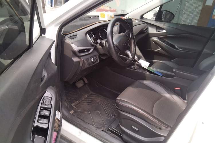 Used Chevrolet Orlando 2019 Redline 530T Automatic Luxury Edition (5-seat model) – China VI Standard Driver Seat
