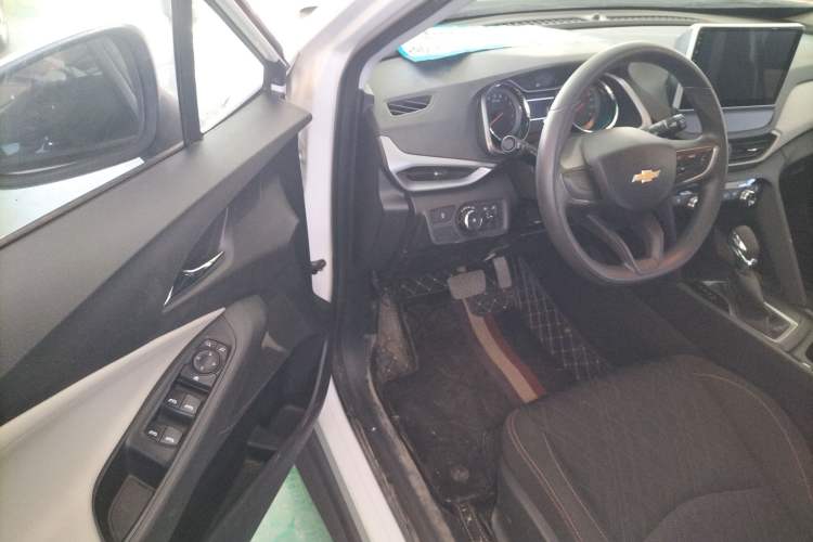 Used Chevrolet Orlando 2019 530T Automatic Luxury Edition (5+2 Seater) – China VI Standard Driver Seat