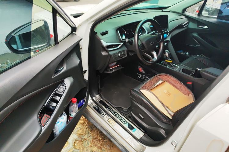 Used Chevrolet Orlando 2019 Redline 530T Automatic Enjoyment Version (5+2 Seating) China VI Driver Seat