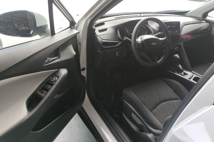 Used Chevrolet Orlando 2019 530T Automatic Luxury Edition (5+2 Seater) – China VI Standard Driver Seat