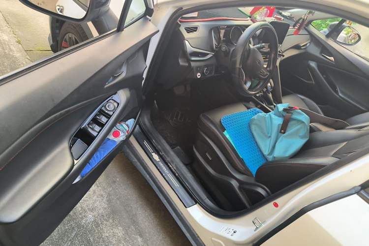 Used Chevrolet Orlando 2019 Redline 530T Automatic Enjoyment Version (5+2 Seating) China VI Driver Seat