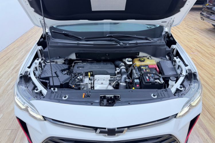 Used Chevrolet Orlando 2019 Redline 530T Automatic Luxury Edition (5-seat model) – China VI Standard Engine Bay