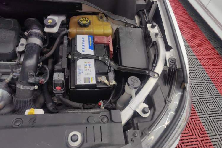 Used Chevrolet Orlando 2019 Redline 530T Automatic Enjoyment Version (5+2 Seating) China VI Engine Bay Left