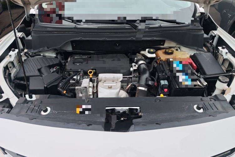 Used Chevrolet Orlando 2019 530T Automatic Luxury Edition (5-seat model) China VI Engine Bay