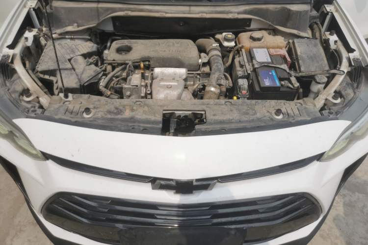 Used Chevrolet Orlando 2019 Redline 530T Automatic Enjoyment Version (5+2 Seating) China VI Engine Bay
