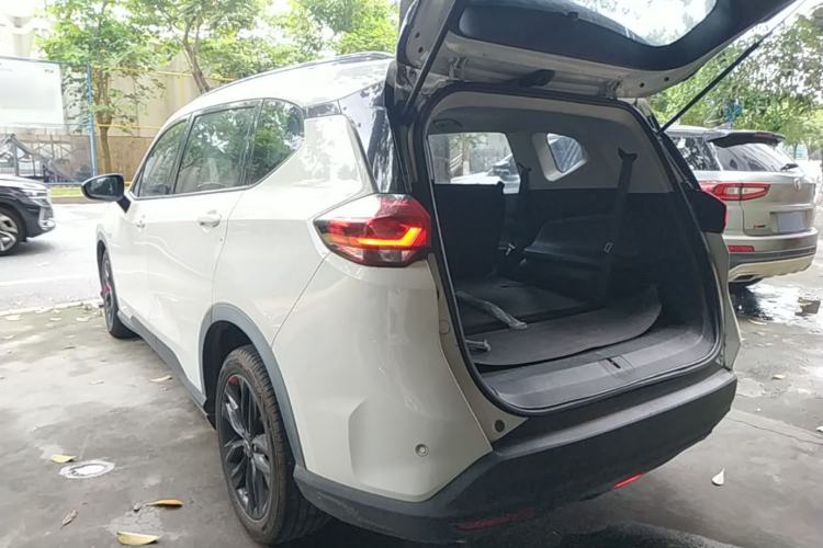 Used Chevrolet Orlando 2019 Redline 530T Automatic Enjoyment Version (5+2 Seating) China VI Exterior 2