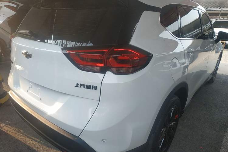 Used Chevrolet Orlando 2019 Redline 530T Automatic Enjoyment Version (5+2 Seating) China VI Exterior 3