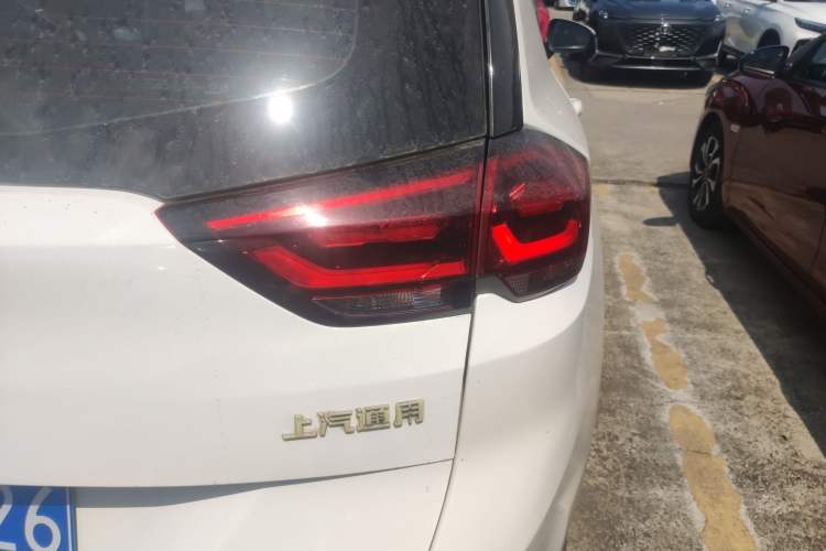 Used Chevrolet Orlando 2019 530T Automatic Mickey Custom Edition (5+2 Seats) – China VI Standard Exterior 3
