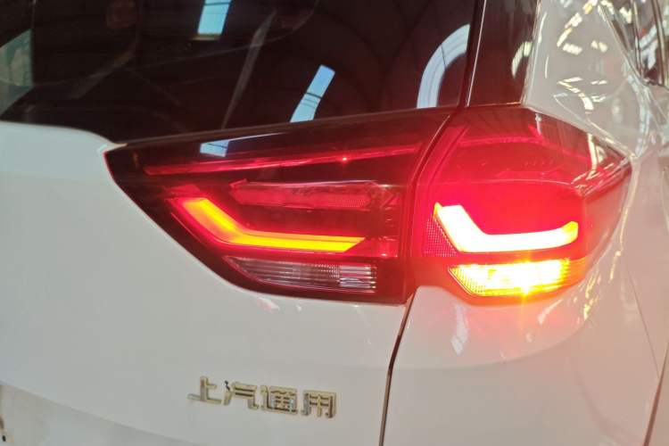 Used Chevrolet Orlando 2019 530T Automatic Luxury Edition (5+2 Seater) – China VI Standard Exterior 6