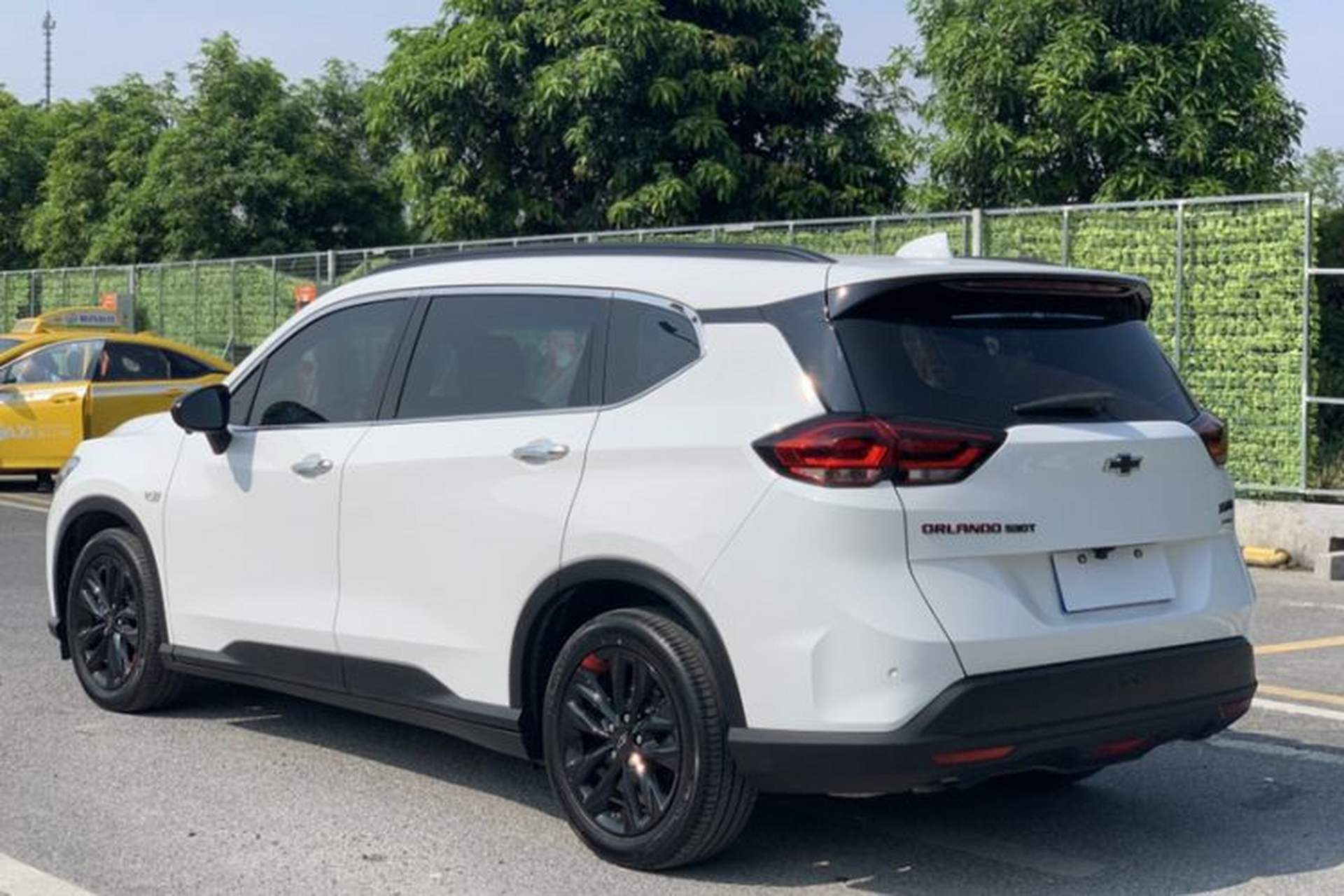 Used Chevrolet Orlando 2019 Redline 530T Automatic Enjoyment Version (5+2 Seating) China VI Exterior 8