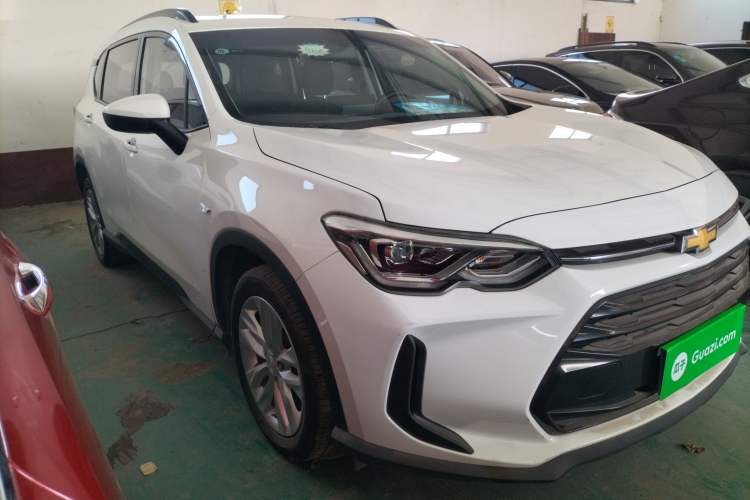 Used Chevrolet Orlando 2019 530T Automatic Luxury Edition (5+2 Seater) – China VI Standard Front Right 45 Deg