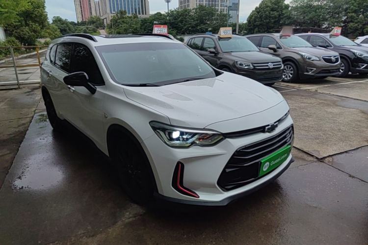 Used Chevrolet Orlando 2019 Redline 530T Automatic Enjoyment Version (5+2 Seating) China VI Front Right 45 Deg