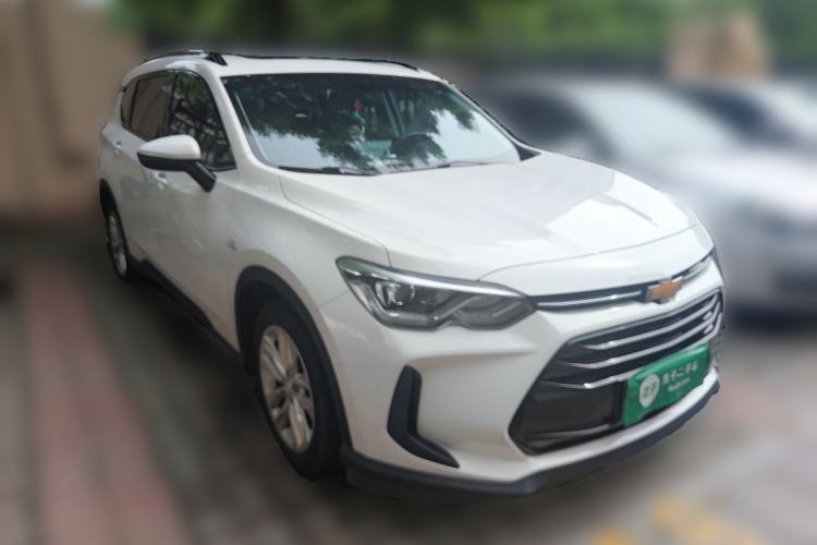 Used Chevrolet Orlando 2019 530T Automatic Luxury Edition (5-seat model) China VI Front Right 45 Deg