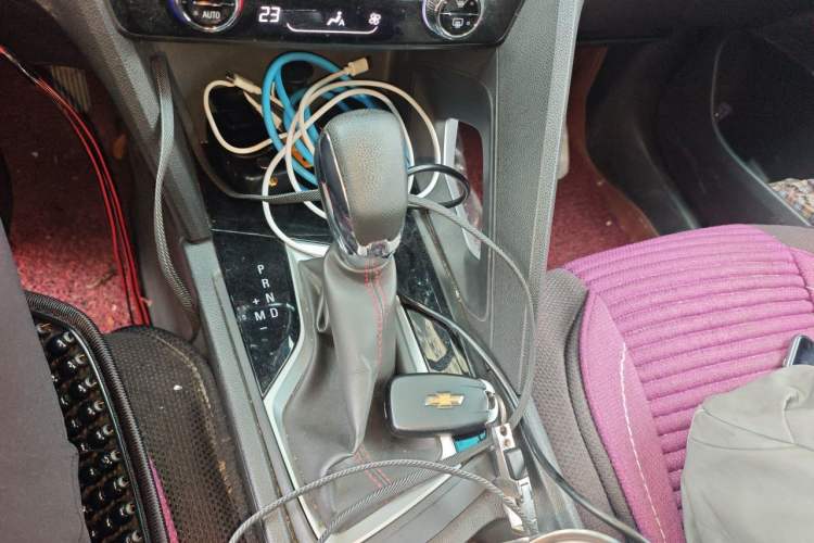 Used Chevrolet Orlando 2019 Redline 530T Automatic Enjoyment Version (5+2 Seating) China VI Gear Lever