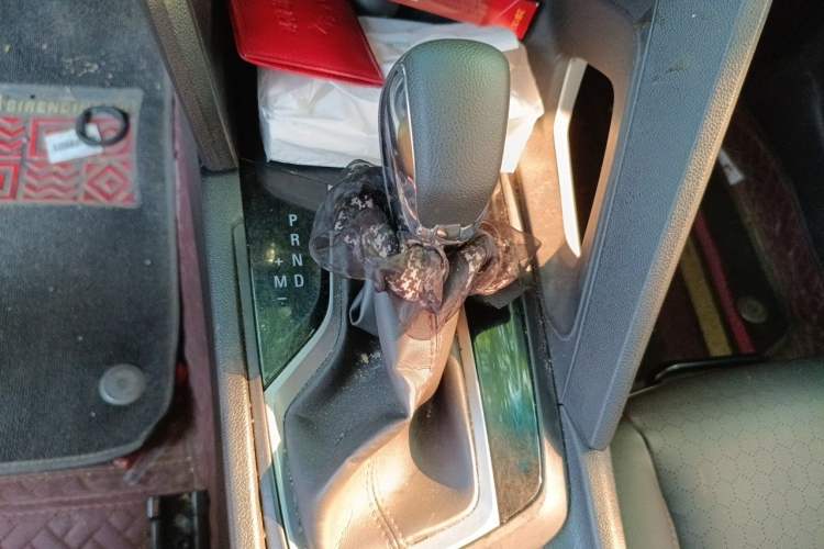 Used Chevrolet Orlando 2019 Redline 530T Automatic Enjoyment Version (5+2 Seating) China VI Gear Lever
