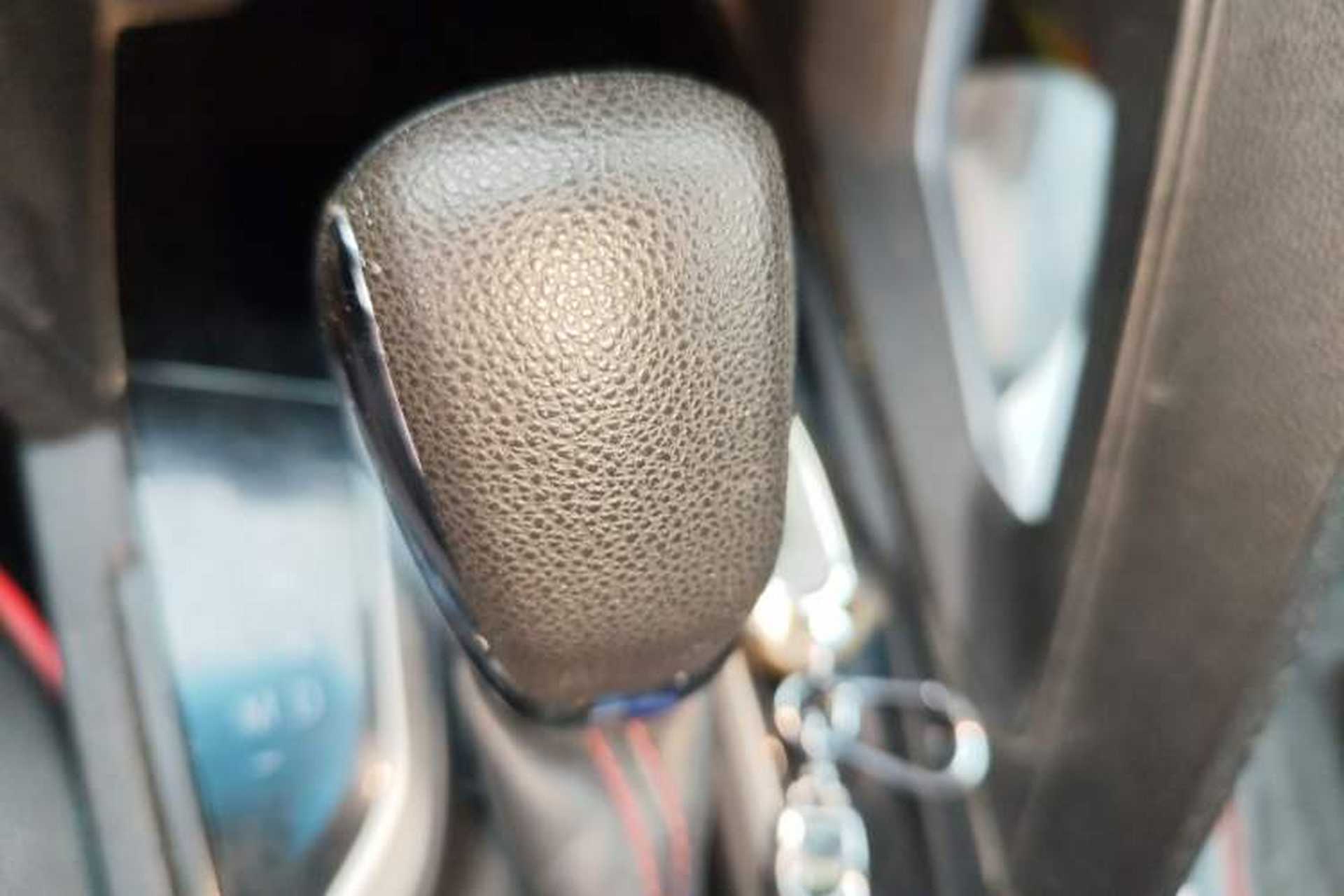 Used Chevrolet Orlando 2019 Redline 530T Automatic Enjoyment Version (5+2 Seating) China VI Gear Lever