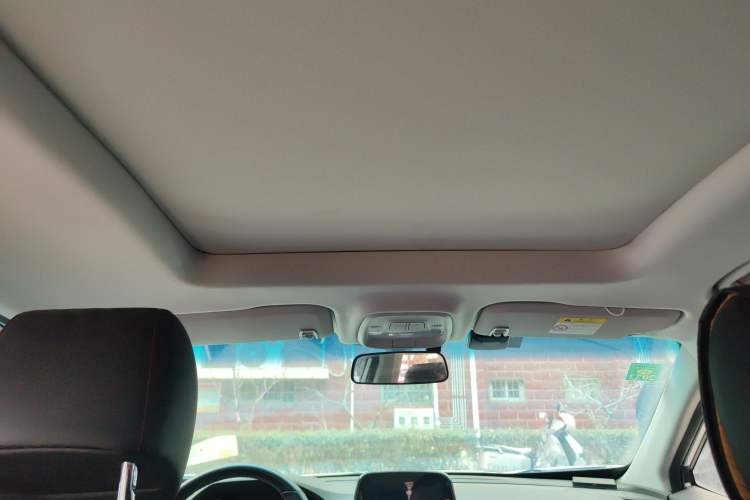 Used Chevrolet Orlando 2019 Redline 530T Automatic Enjoyment Version (5+2 Seating) China VI Headliner