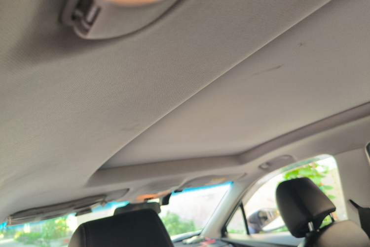 Used Chevrolet Orlando 2019 Redline 530T Automatic Enjoyment Version (5+2 Seating) China VI Headliner