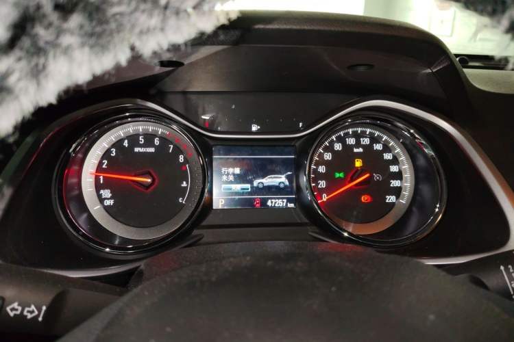 Used Chevrolet Orlando 2019 Redline 530T Automatic Luxury Edition (5-seat model) – China VI Standard Instrument Cluster