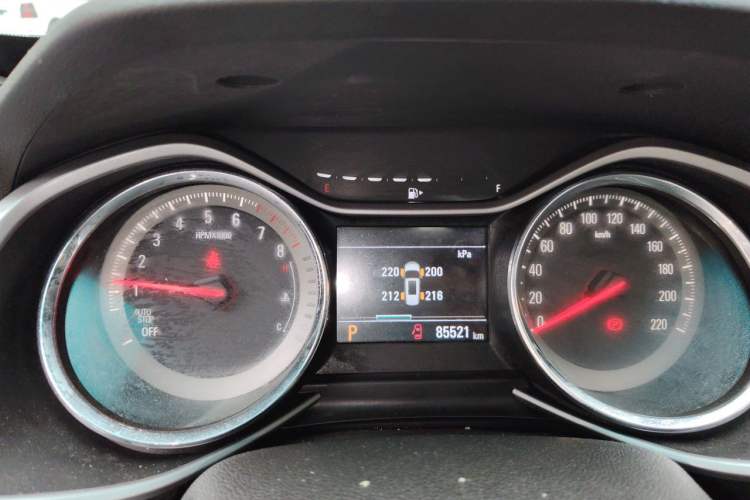 Used Chevrolet Orlando 2019 530T Automatic Mickey Custom Edition (5+2 Seats) – China VI Standard Instrument Cluster