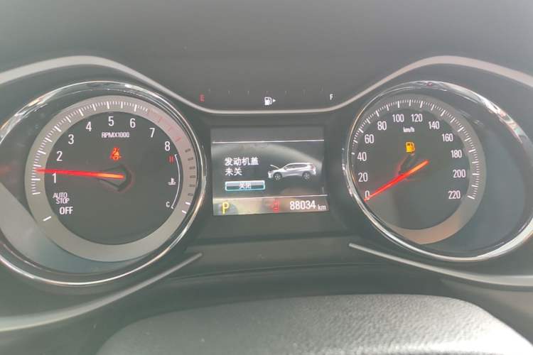 Used Chevrolet Orlando 2019 530T Automatic Luxury Edition (5+2 Seater) – China VI Standard Instrument Cluster