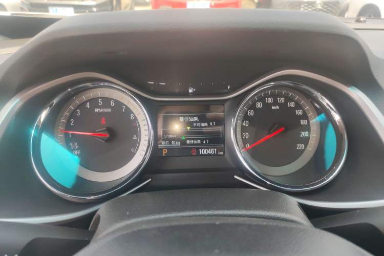Used Chevrolet Orlando 2019 530T Automatic Mickey Custom Edition (5+2 Seats) – China VI Standard Instrument Cluster