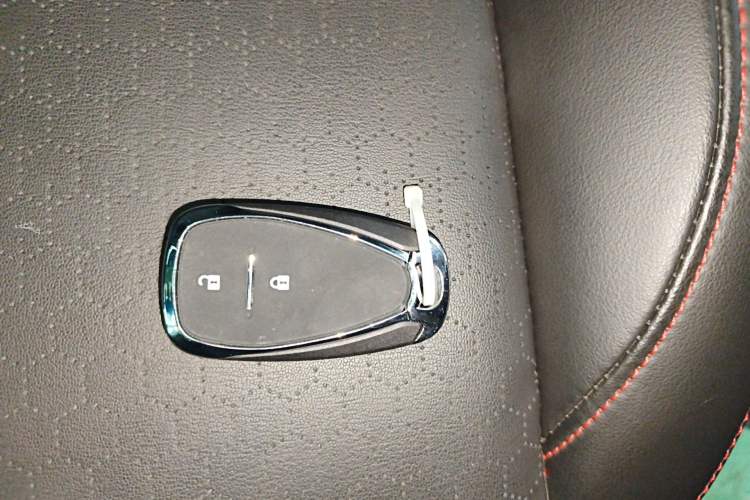 Used Chevrolet Orlando 2019 Redline 530T Automatic Luxury Edition (5-seat model) – China VI Standard Interior 1