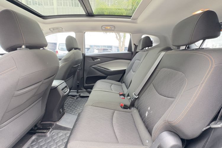 Used Chevrolet Orlando 2019 530T Automatic Luxury Edition (5+2 Seater) – China VI Standard Interior 2