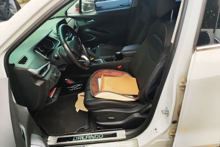 Used Chevrolet Orlando 2019 Redline 530T Automatic Enjoyment Version (5+2 Seating) China VI Left Front Seat
