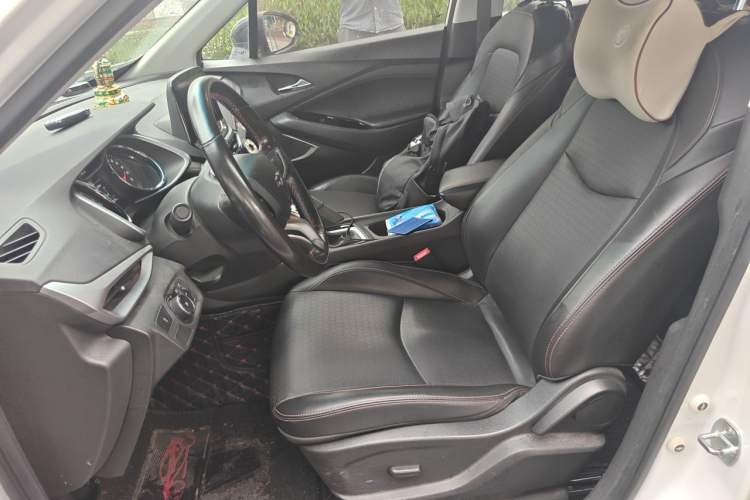 Used Chevrolet Orlando 2019 Redline 530T Automatic Enjoyment Version (5+2 Seating) China VI Left Front Seat