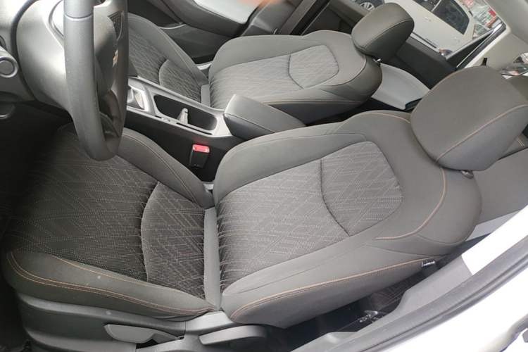 Used Chevrolet Orlando 2019 530T Automatic Luxury Edition (5+2 Seater) – China VI Standard Left Front Seat