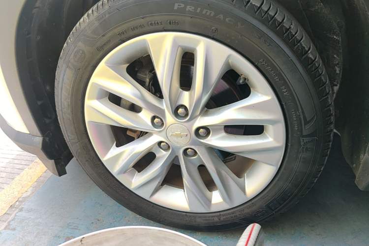 Used Chevrolet Orlando 2019 530T Automatic Luxury Edition (5+2 Seater) – China VI Standard Left Front Wheel Hub