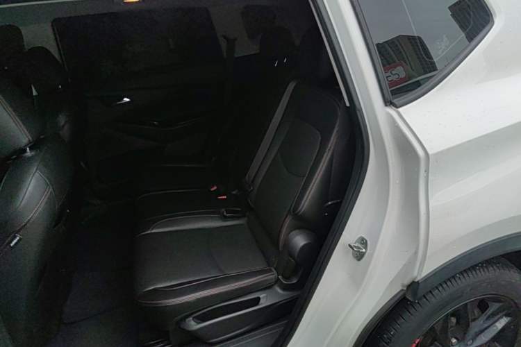 Used Chevrolet Orlando 2019 Redline 530T Automatic Enjoyment Version (5+2 Seating) China VI Left Rear Seat