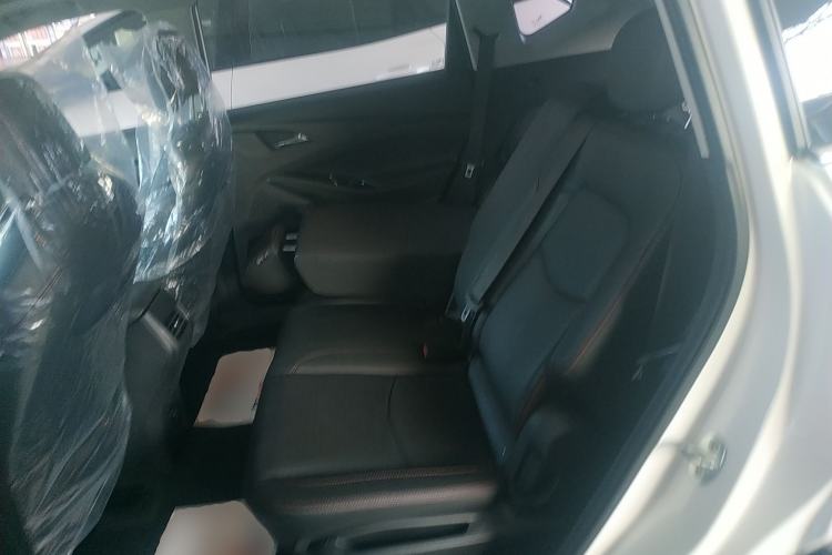 Used Chevrolet Orlando 2019 Redline 530T Automatic Enjoyment Version (5+2 Seating) China VI Left Rear Seat
