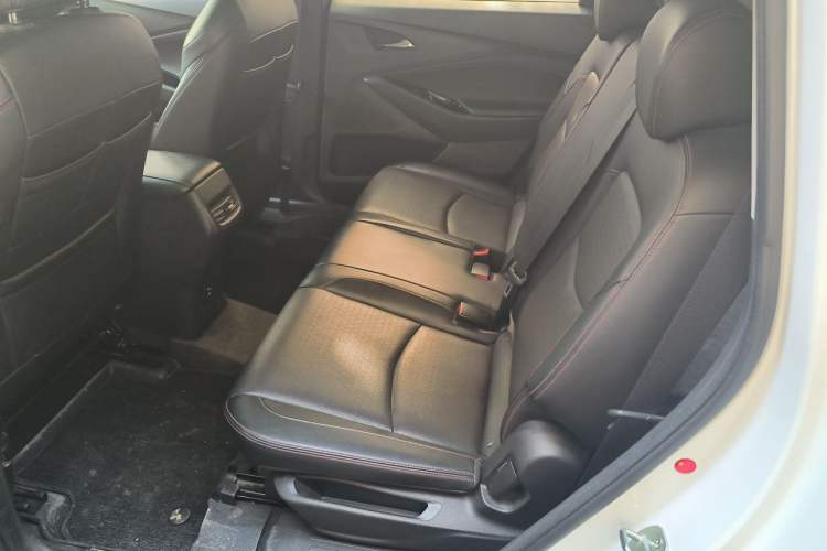 Used Chevrolet Orlando 2019 Redline 530T Automatic Enjoyment Version (5+2 Seating) China VI Left Rear Seat