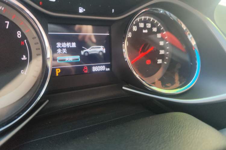 Used Chevrolet Orlando 2019 Redline 530T Automatic Enjoyment Version (5+2 Seating) China VI Odometer Close Up