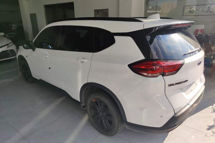 Used Chevrolet Orlando 2019 Redline 530T Automatic Enjoyment Version (5+2 Seating) China VI Rear Left 45 Deg